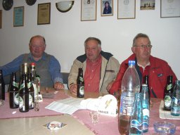 Bilder Feuerwehr &raquo; Vereinsfahrt Schlachthof und Trecker Museum 2006 &raquo; FW Fahrt Schlachthof und Treckermuseum 2006